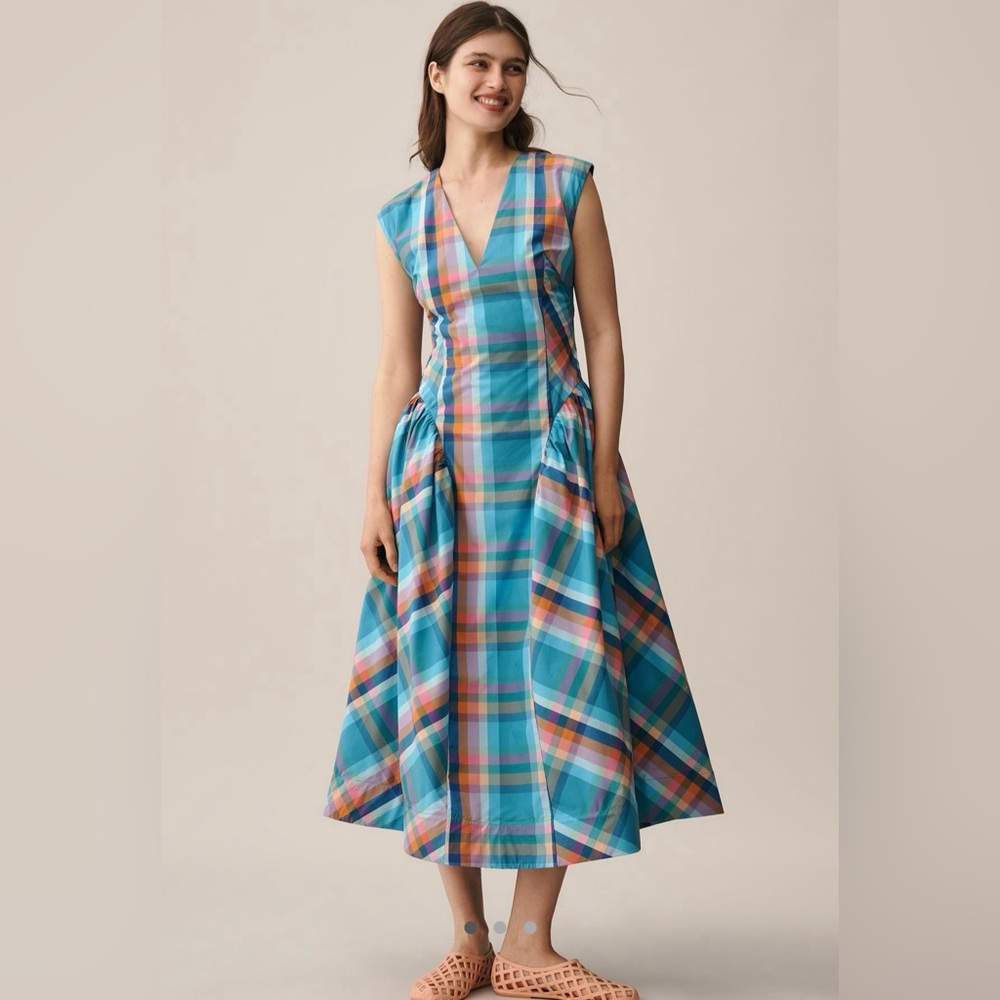 Maeve sleeveless V-neck Basque Waist Midi dress
